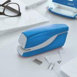 Elhäftare Leitz WOW Batteridriven, blå