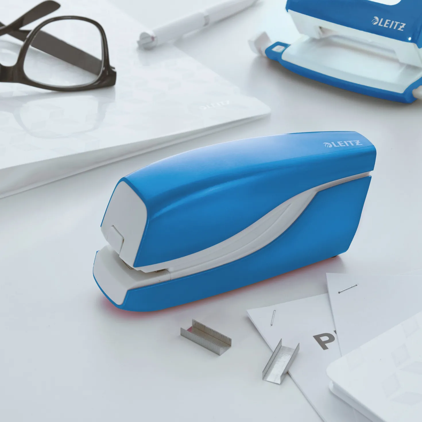 Elhäftare Leitz WOW Batteridriven, blå