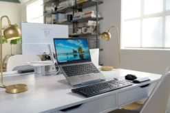 Laptopstöd Kensington SmartFit, upp till 17 tum, silver