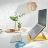Laptopställ Leitz Cosy, justerbar höjd, 13-17 tum, gul