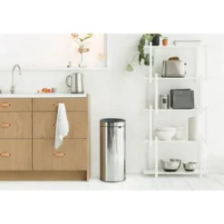 Papperskorg Brabantia Touch Bin New, 30L, blankt stål