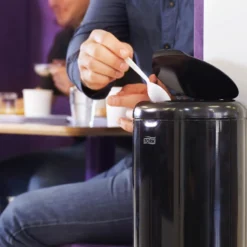 Papperskorg Tork B3 Mini, 5 liter, svart