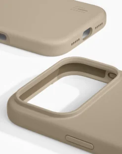 Silikonskal IDEAL OF SWEDEN MagSafe iPhone 17 Pro, beige