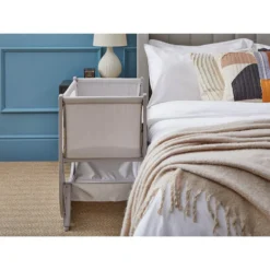 Spjälsäng SHNUGGLE Bedside Crib Air, ljusbrun, 7 höjdlägen