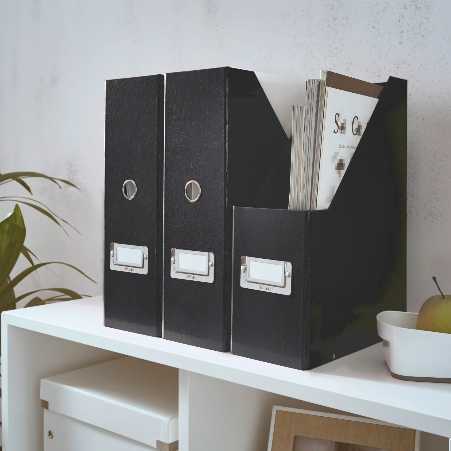 Tidskriftssamlare Leitz Click & Store, svart, laminerad kartong