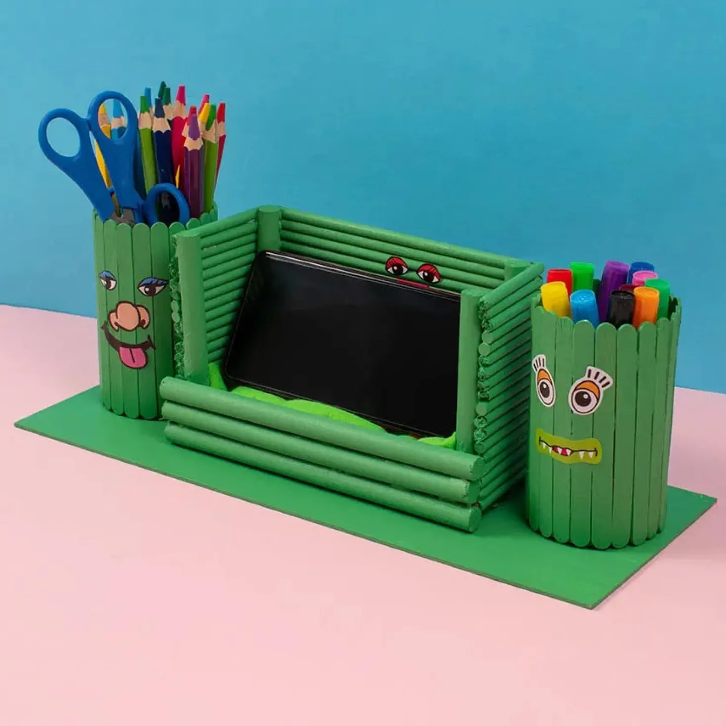 Träpinnar Playbox Naturfärgade, förvaringsbox